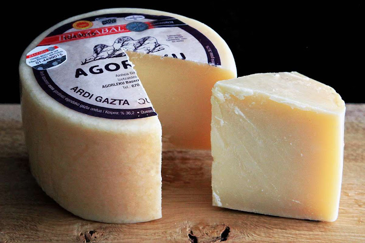 Agorleku Gaztak - Queso Oveja Idiazabal quesería en Lesaka